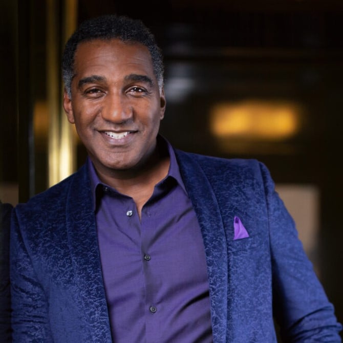 Norm-Lewis_sq